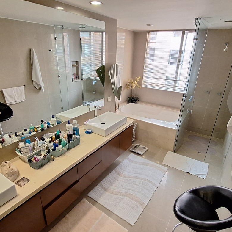 VENTA APARTAMENTO MULTICENTRO 268 M2