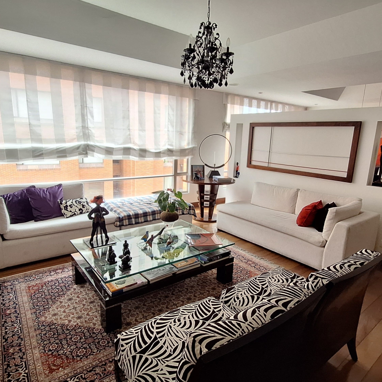 VENTA APARTAMENTO MULTICENTRO 268 M2