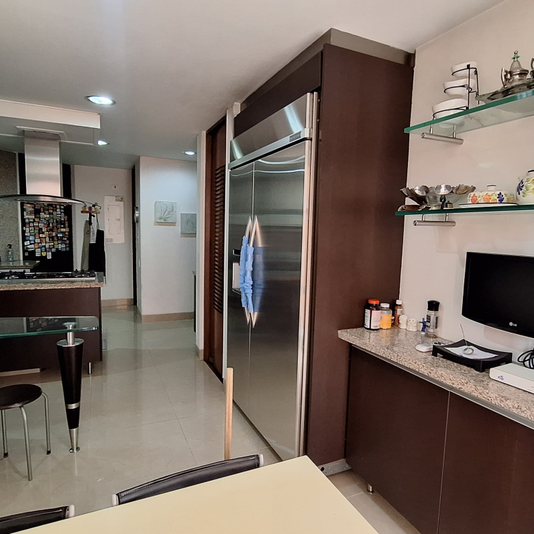 VENTA APARTAMENTO MULTICENTRO 268 M2