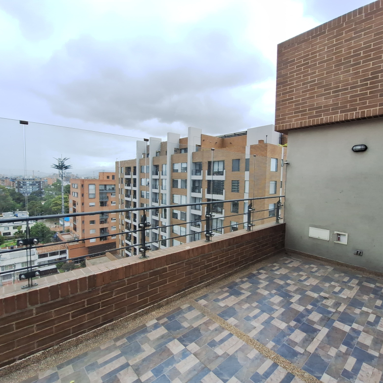 Apartamento de 4 habitaciones y 167 m² en Pasadena, Bogotá | Vista Exterior | Terraza Privada | Penthouse