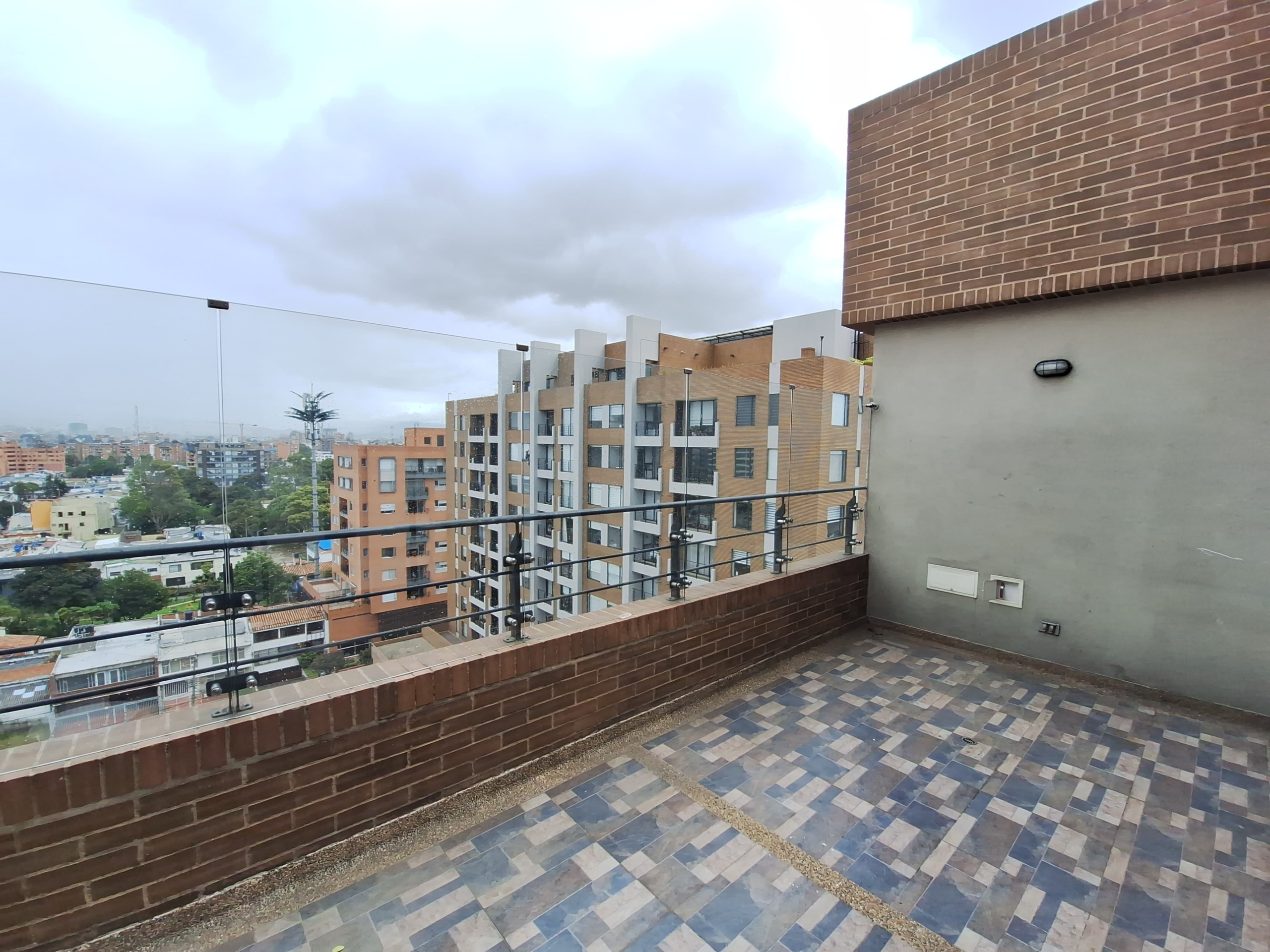 Apartamento de 4 habitaciones y 167 m² en Pasadena, Bogotá | Vista Exterior | Terraza Privada | Penthouse