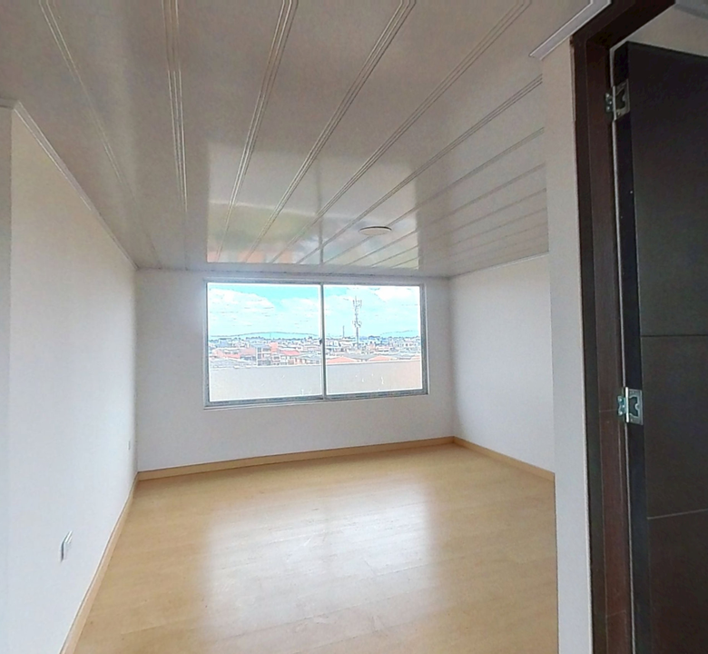 Penthouse en Venta con Balcón y Vista Exterior en Mosquera 93 m2