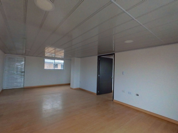 Penthouse en Venta con Balcón y Vista Exterior en Mosquera 93 m2