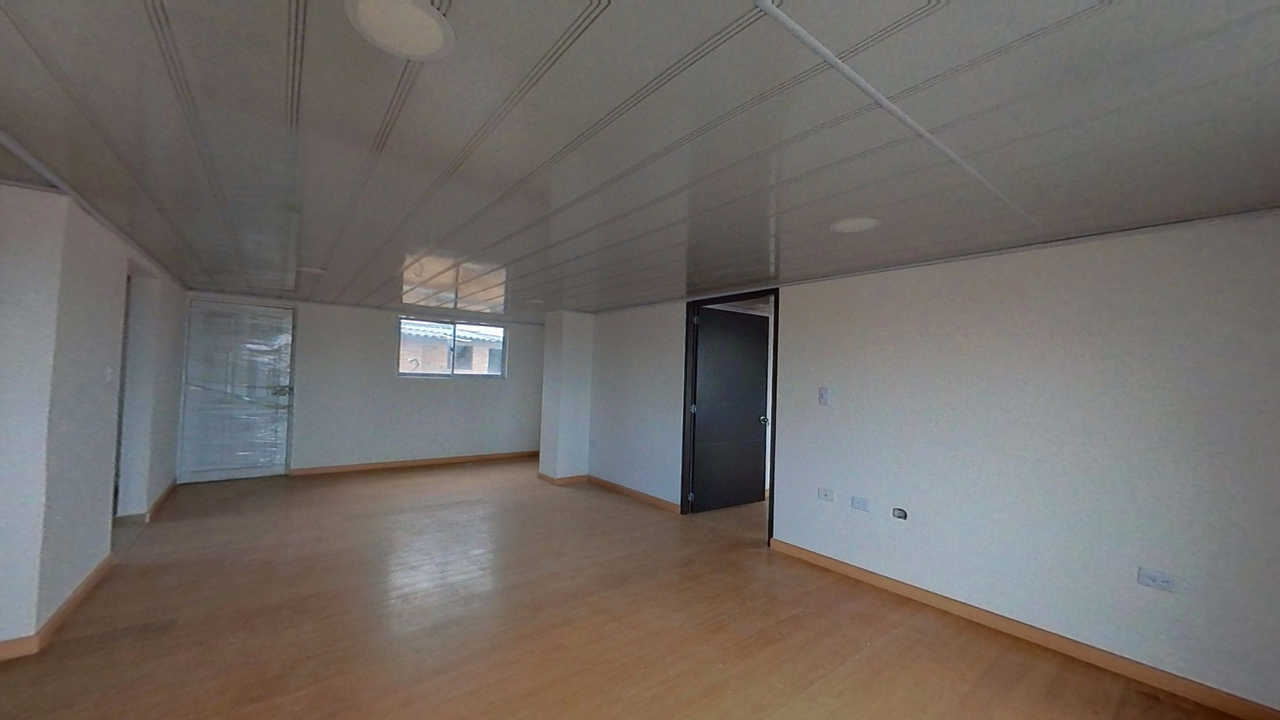 Penthouse en Venta con Balcón y Vista Exterior en Mosquera 93 m2