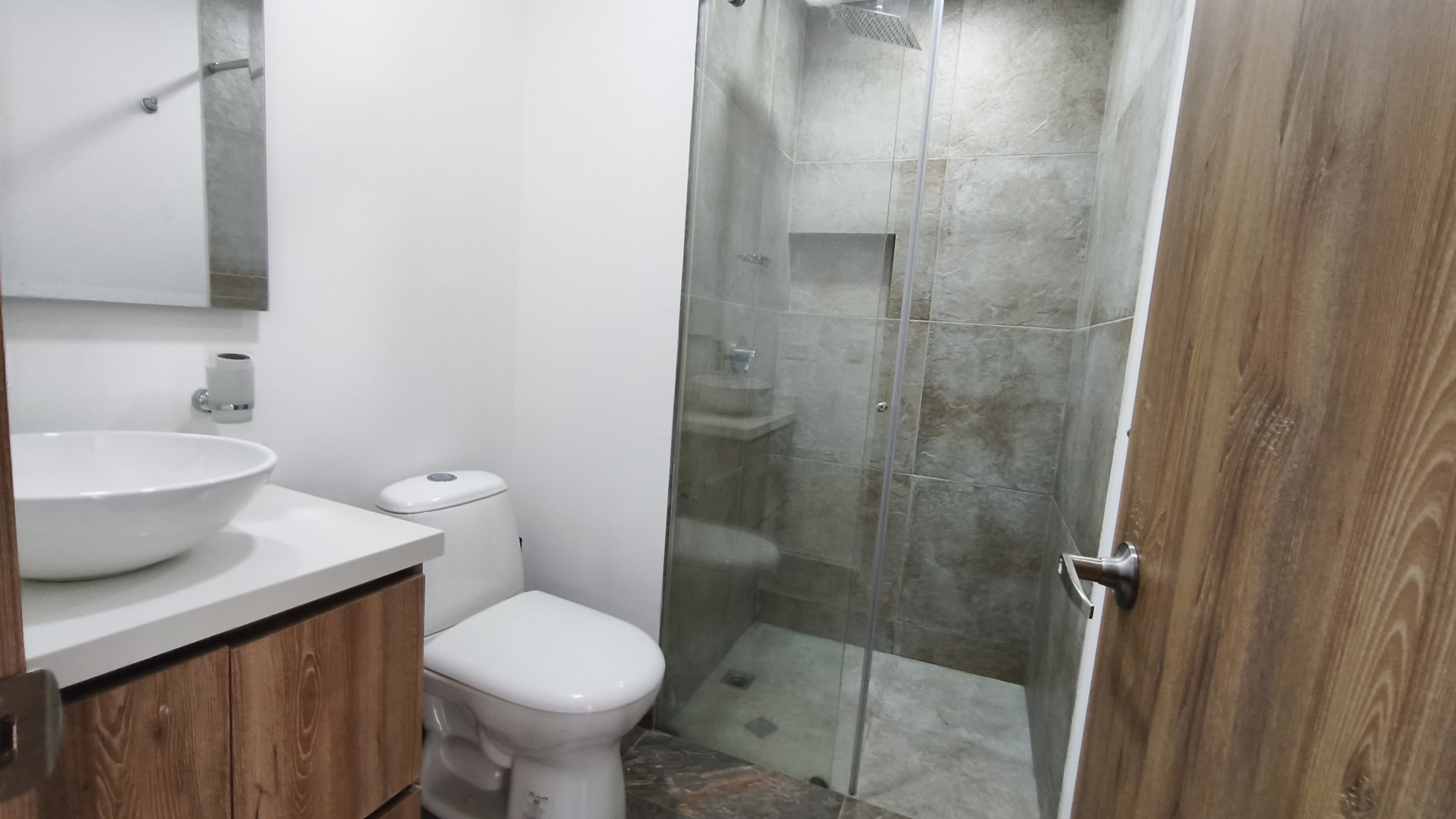 VENTA CASA EN COTA 150 M2 VEREDA EL ABRA