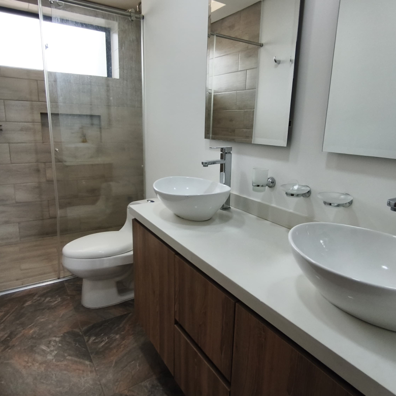 VENTA CASA EN COTA 150 M2 VEREDA EL ABRA