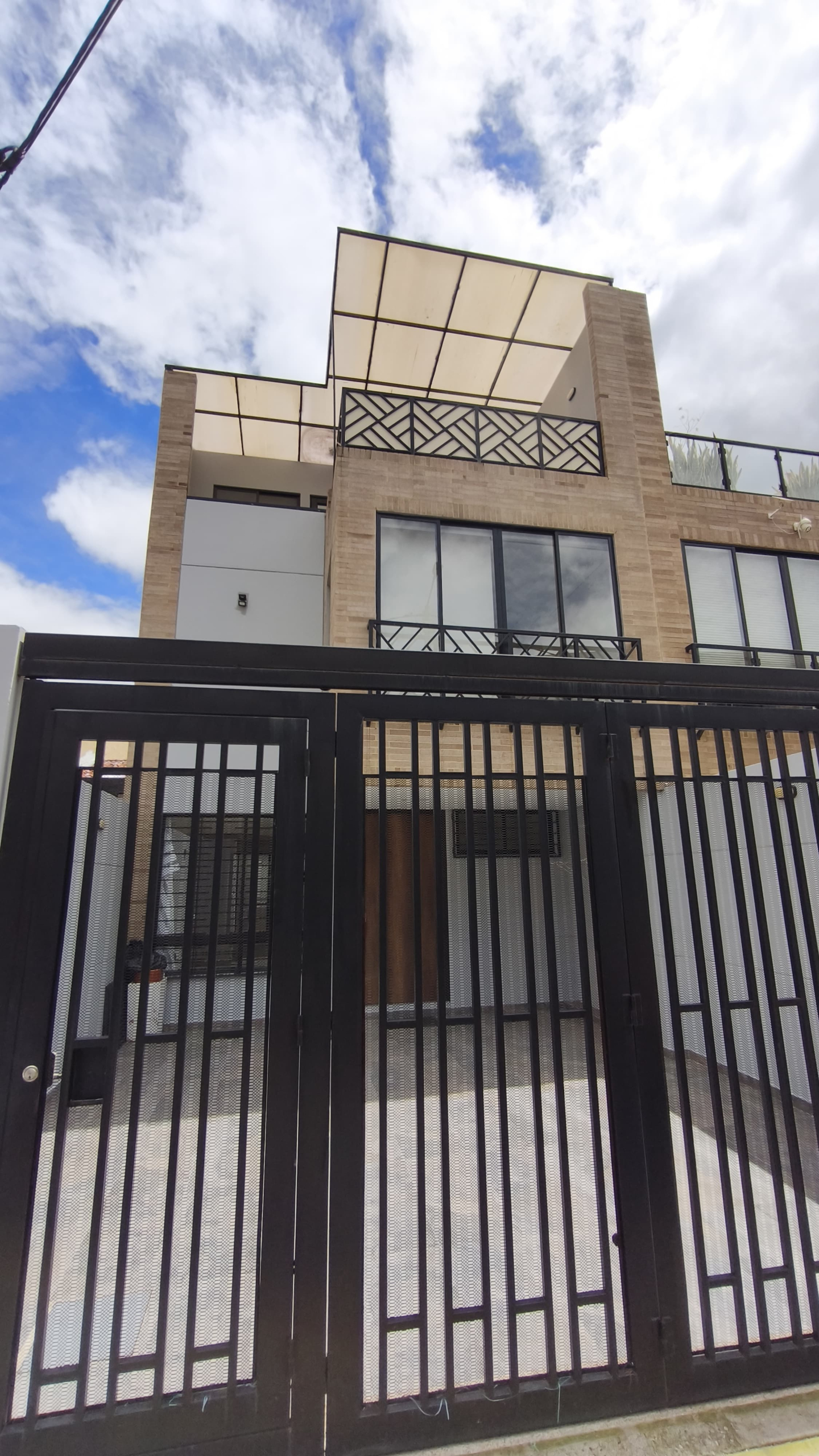 VENTA CASA EN COTA 150 M2 VEREDA EL ABRA