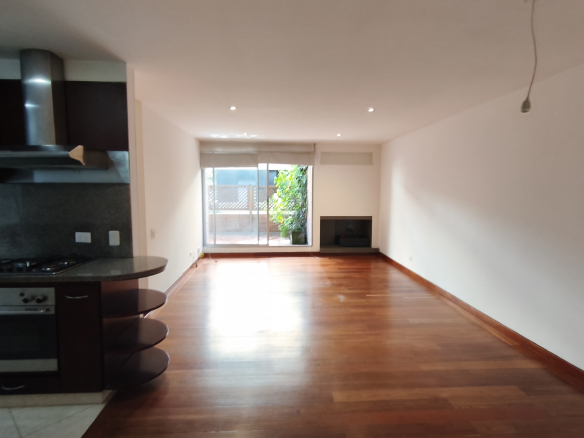 ARRIENDO | Espectacular Apartamento en El Chicó con Terraza y Chimenea Chico