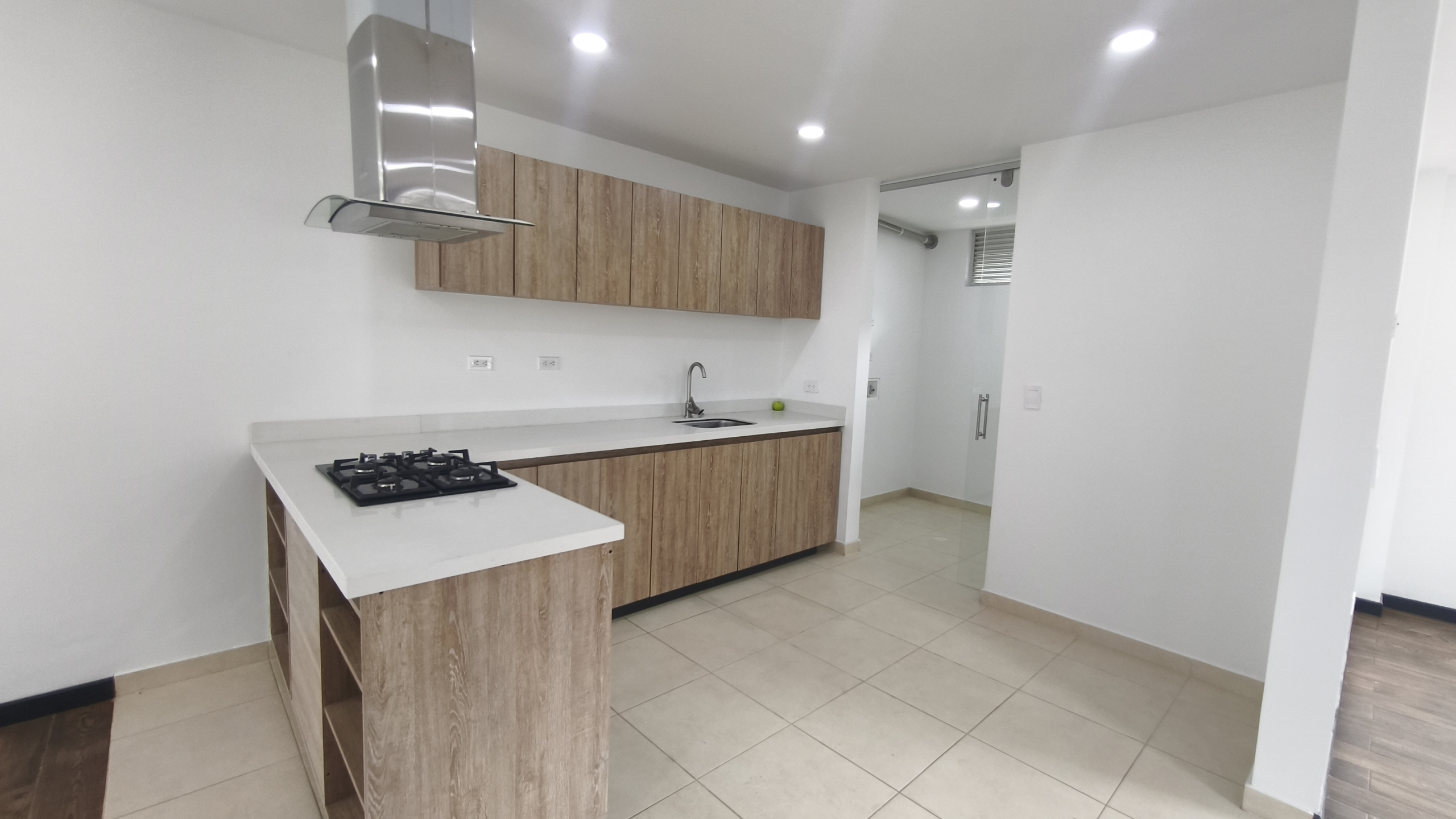 Casa en Venta en Cota La Moya | 150m² – 4 Habs + Estudio + Jardín