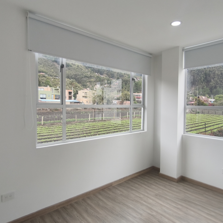 Casa en Venta en Cota La Moya | 150m² – 4 Habs + Estudio + Jardín