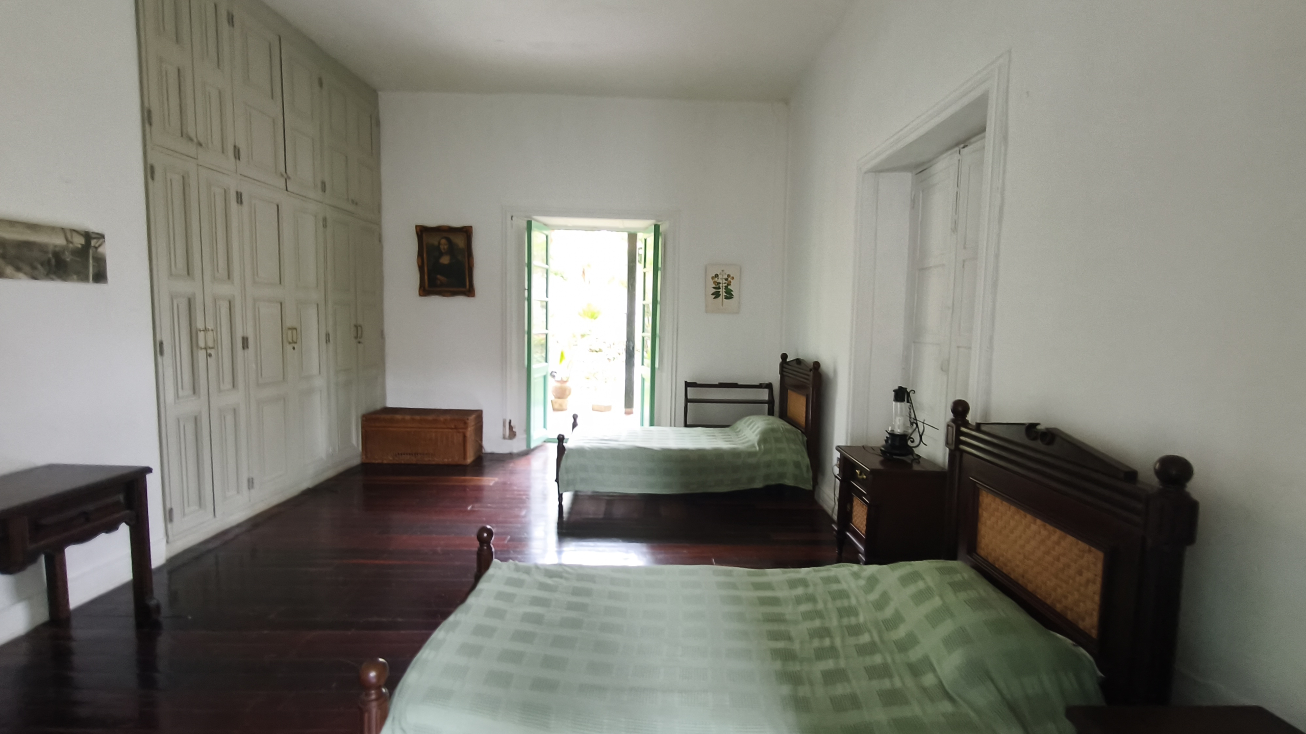 Venta de la emblemática Hacienda Las Mesitas de Santa Inés en Cachipay (160 Ha). Casona colonial, lago y alto potencial ecoturístico e inmobiliario.