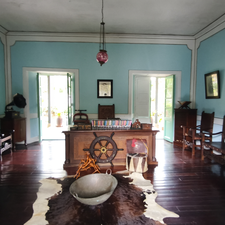 Venta de la emblemática Hacienda Las Mesitas de Santa Inés en Cachipay (160 Ha). Casona colonial, lago y alto potencial ecoturístico e inmobiliario.