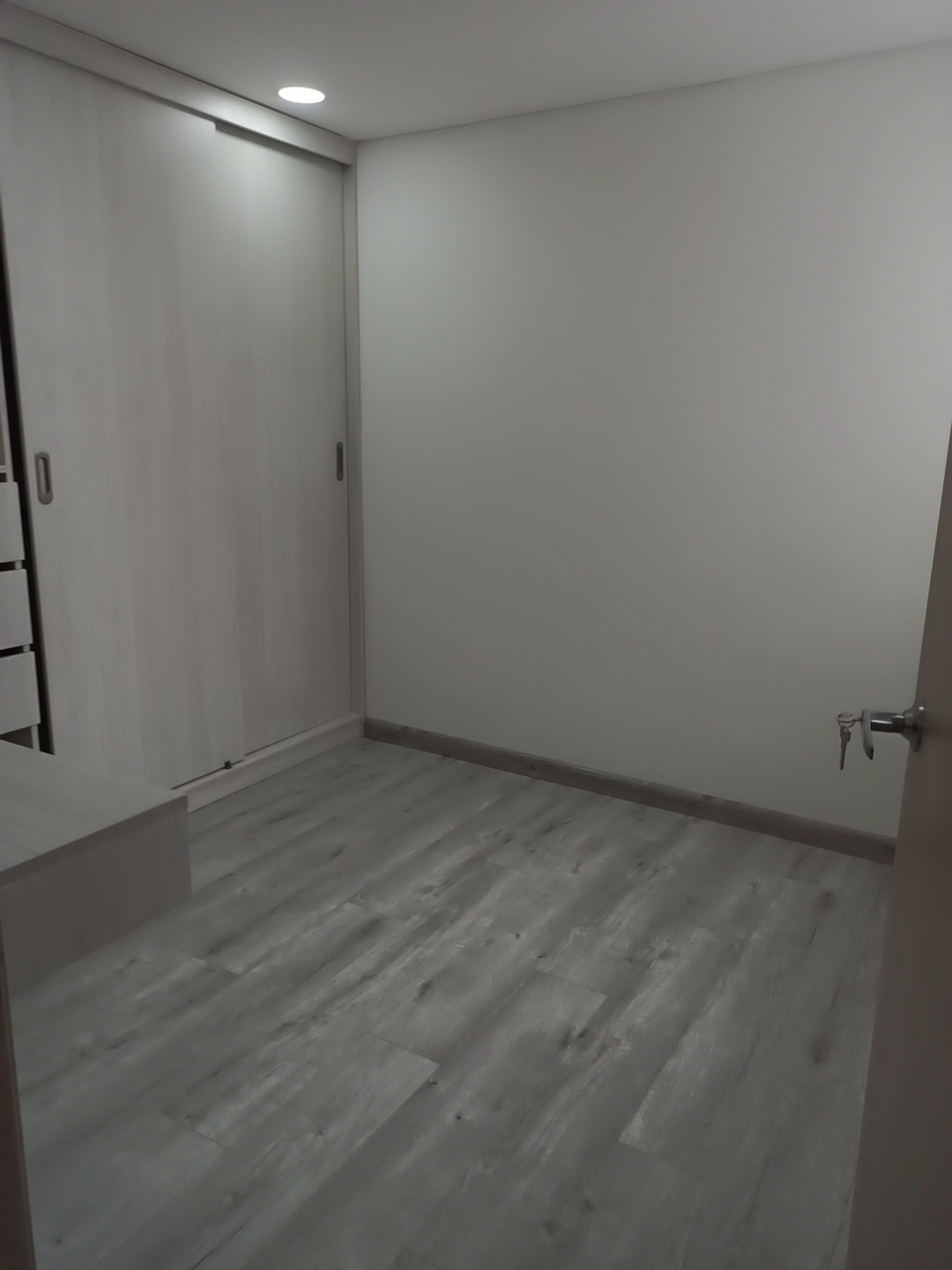 Apartamento en Venta Castilla Central Piso 13 | $245 Millones
