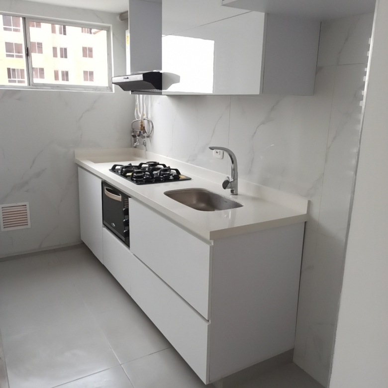 Apartamento en Venta Castilla Central Piso 13 | $245 Millones